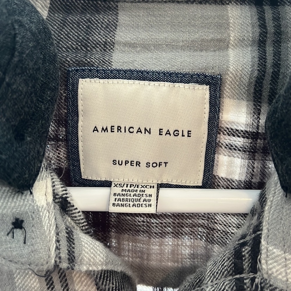 FLANNEL - Picture 2 of 5